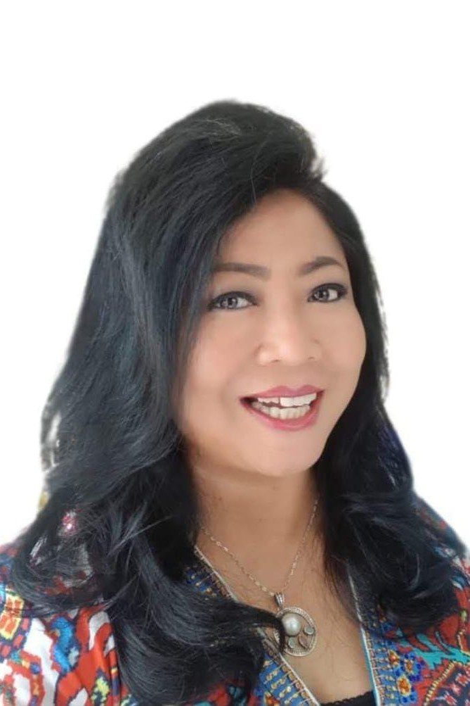 Vivi Herlambang, SE, SH, MH